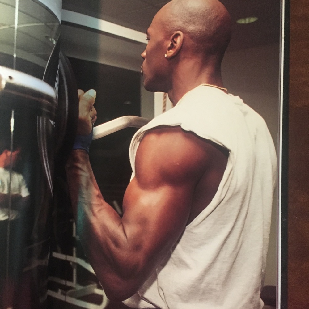 Michael jordan hardcover book - Picture 3 of 6